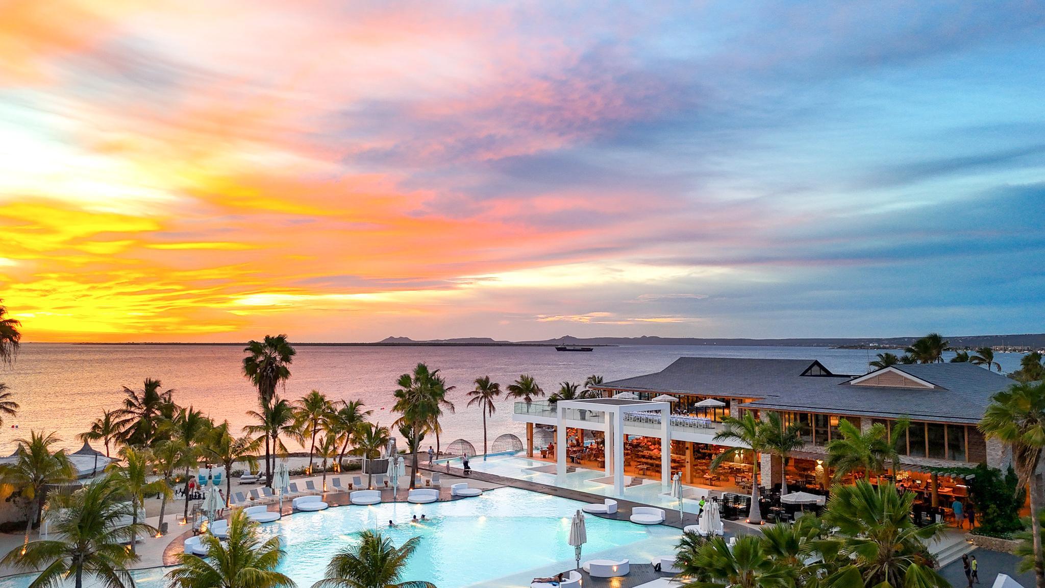 Van der Valk Plaza Beach&Dive Resort Bonaire Playa Exterior foto