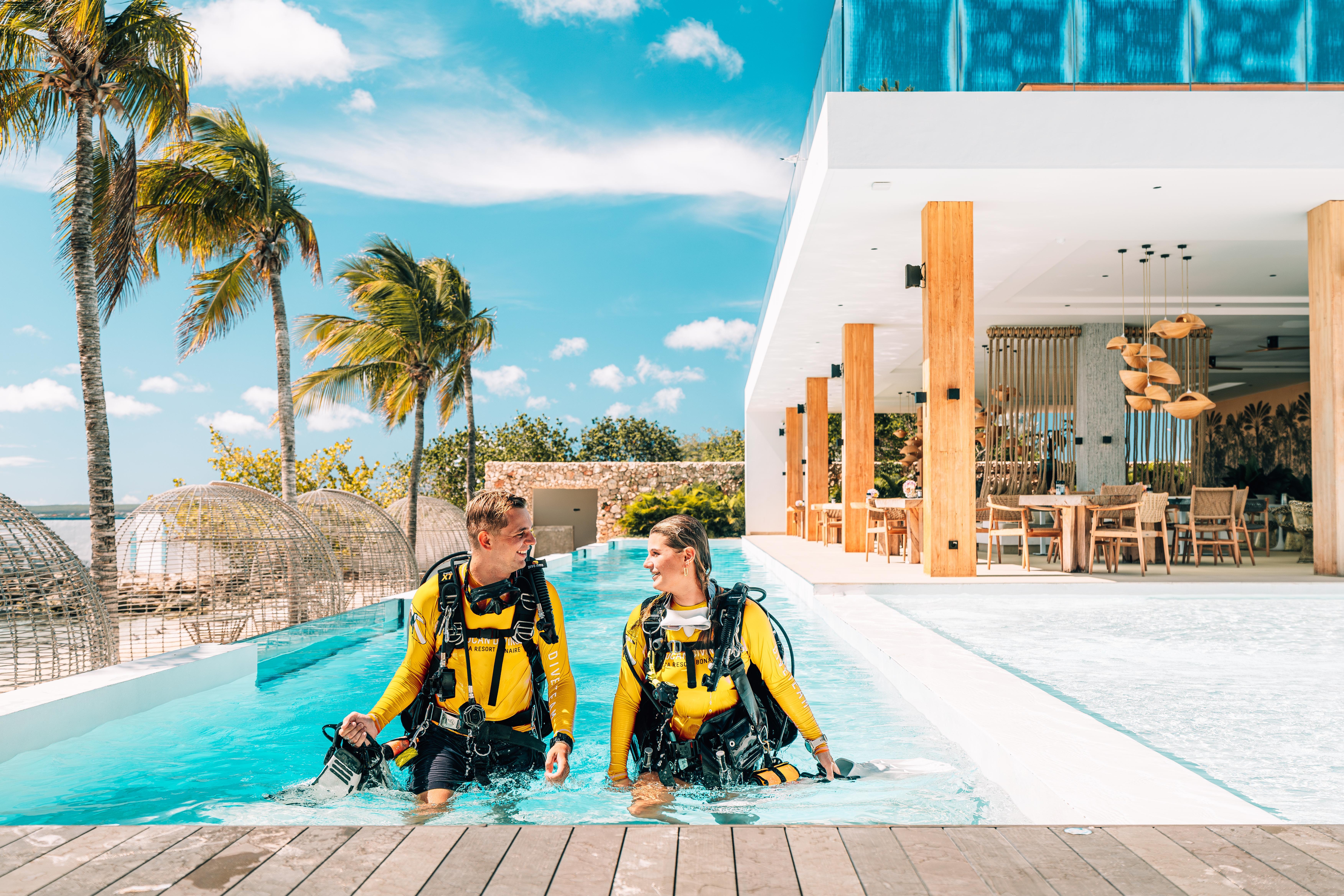 Van der Valk Plaza Beach&Dive Resort Bonaire Playa Exterior foto