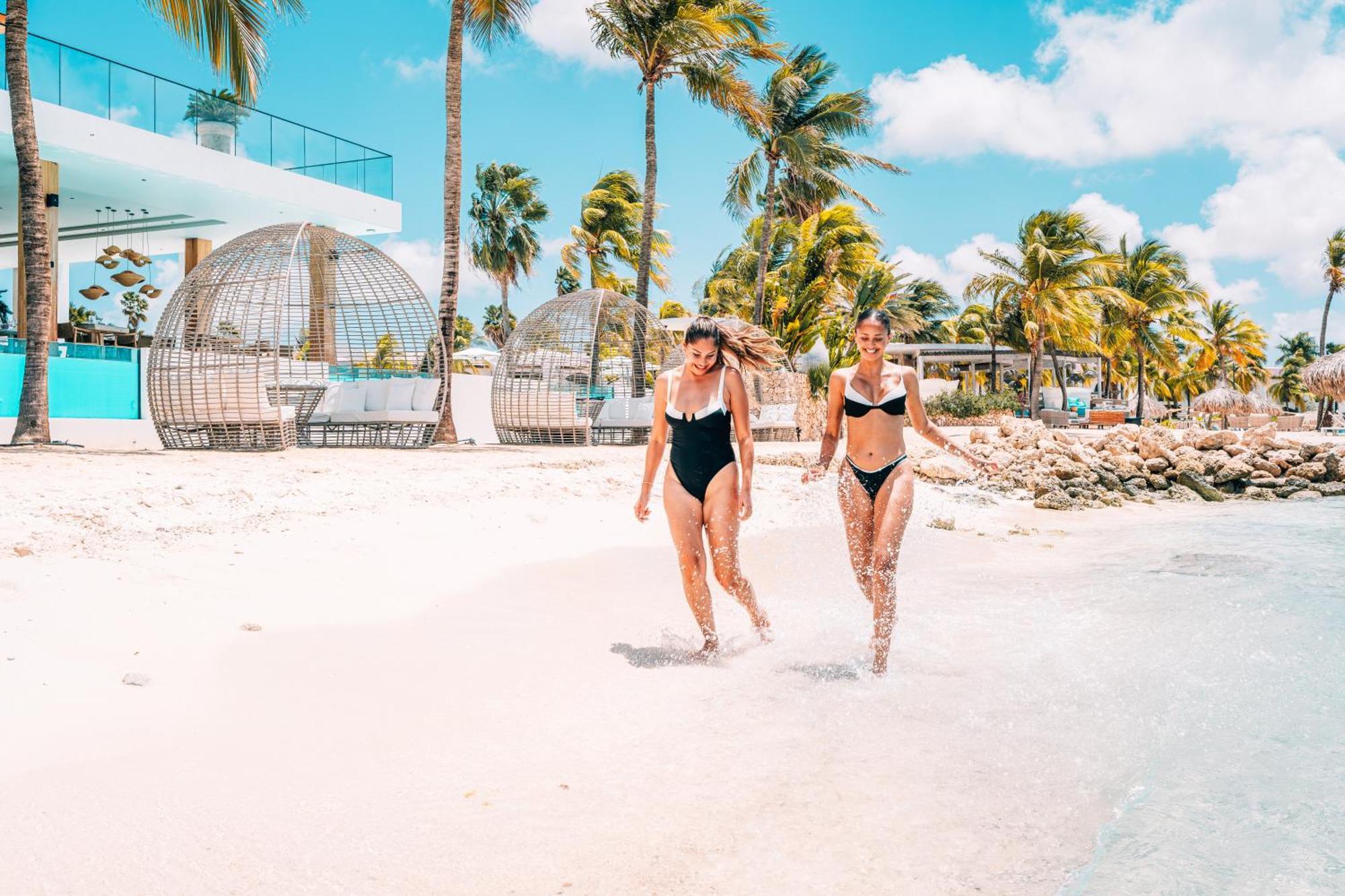Van der Valk Plaza Beach&Dive Resort Bonaire Playa Exterior foto